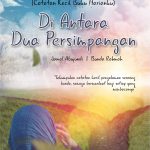 Novel Di antara Dua Persimpangan