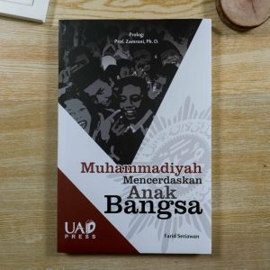 Buku Muhammadiyah Mencerdaskan Anak Bangsa